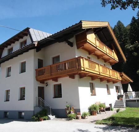 Gaestehaus Hauser Hainzenberg Εξωτερικό φωτογραφία