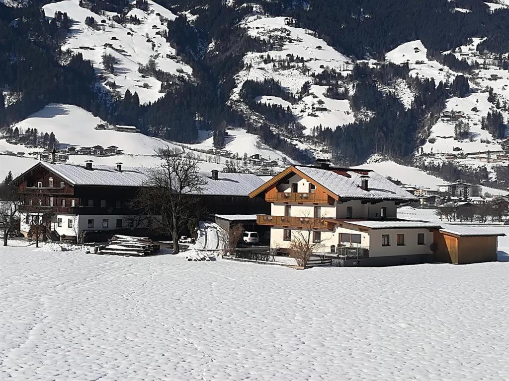 Gaestehaus Hauser Hainzenberg Εξωτερικό φωτογραφία