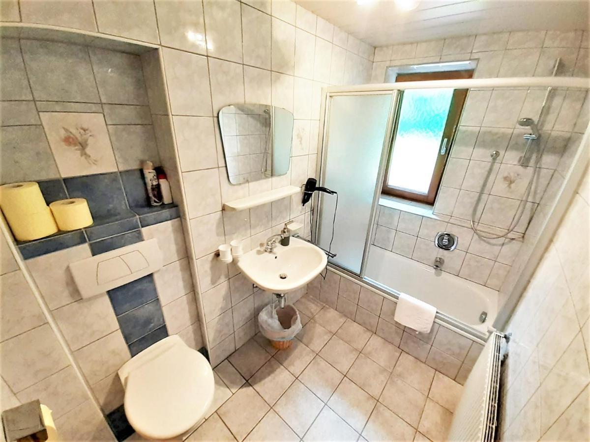 Gaestehaus Hauser Hainzenberg Εξωτερικό φωτογραφία