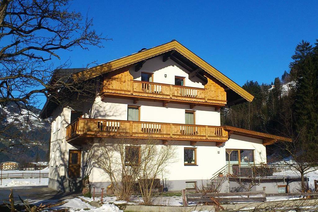 Gaestehaus Hauser Hainzenberg Εξωτερικό φωτογραφία